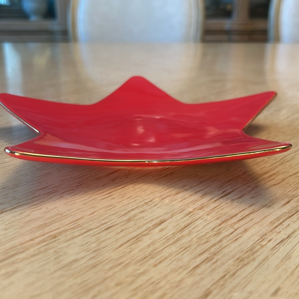 Williams-Sonoma Star Plates (4) - Picture 6 of 9